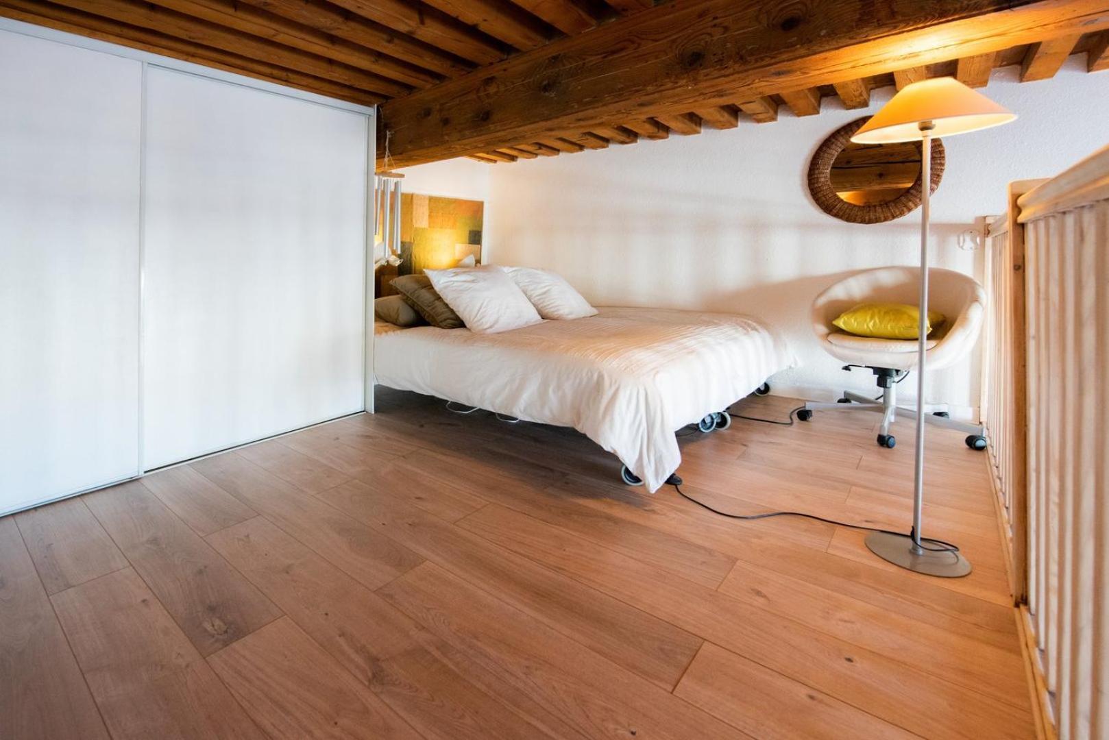 Le Woody Authentique Appartement Des Canuts Caluire-et-Cuire Dış mekan fotoğraf
